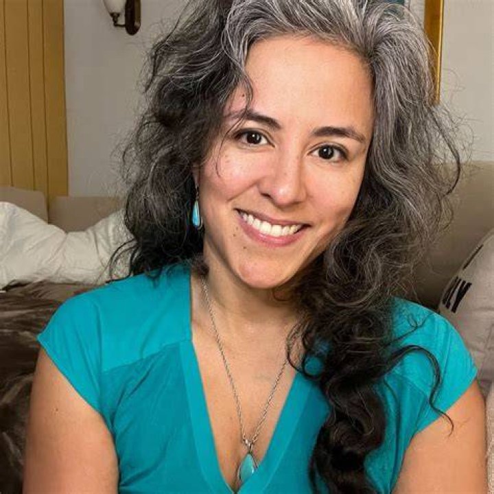 YouTuber अवलोकन Janet Trevino